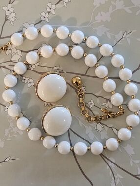 Vintage Monet White and Gold Jewelry Necklace and Earrings